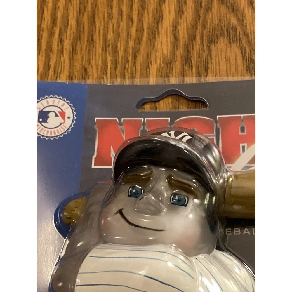 Night Light Major League Baseball MLB, New York Yankees New In Package